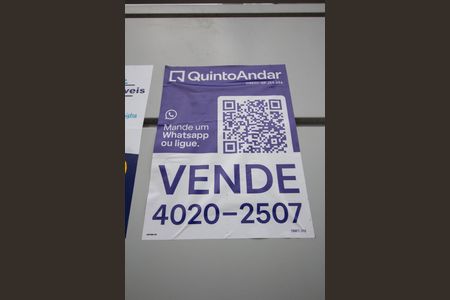 Apartamento à venda com 44m², 2 quartos e 1 vaga Apartamento à venda com 44m², 2 quartos e 1 vagaFachada - placa instalada