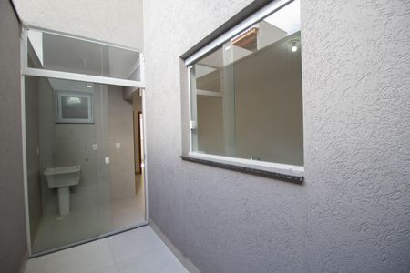 Apartamento à venda com 44m², 2 quartos e 1 vaga Apartamento à venda com 44m², 2 quartos e 1 vagaQuintal