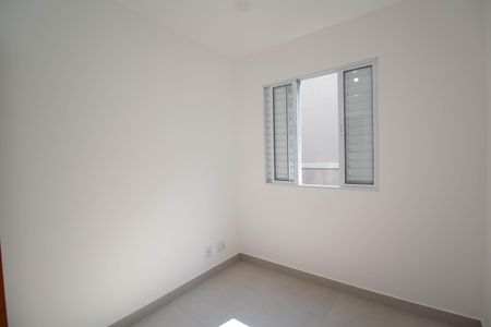 Quarto 1 de apartamento à venda com 2 quartos, 44m² em Vila Mangalot, São Paulo