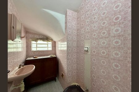 Casa para alugar com 160m², 2 quartos e 2 vagasLavabo 