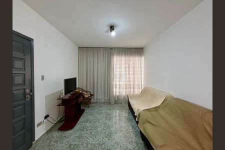 Casa para alugar com 160m², 2 quartos e 2 vagasSala