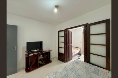 Casa para alugar com 160m², 2 quartos e 2 vagasSuíte 