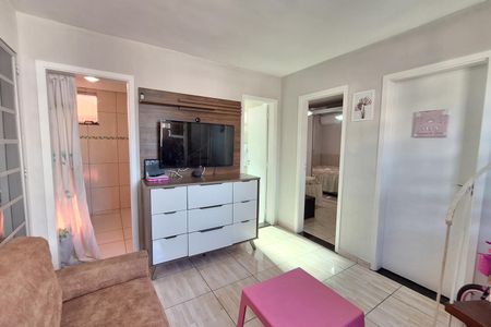 Sala de apartamento para alugar com 2 quartos, 75m² em Chácaras Rio-petrópolis, Duque de Caxias