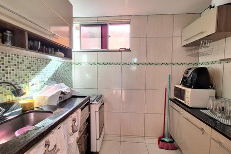 Apartamento para alugar com 76m², 2 quartos e 1 vagaCozinha