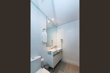 Apartamento à venda com 51m², 1 quarto e 1 vaga Apartamento à venda com 51m², 1 quarto e 1 vagaBanheiro da Suíte