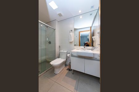 Apartamento à venda com 51m², 1 quarto e 1 vaga Apartamento à venda com 51m², 1 quarto e 1 vagaBanheiro da Suíte