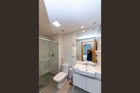 Apartamento à venda com 51m², 1 quarto e 1 vaga Apartamento à venda com 51m², 1 quarto e 1 vagaBanheiro da Suíte