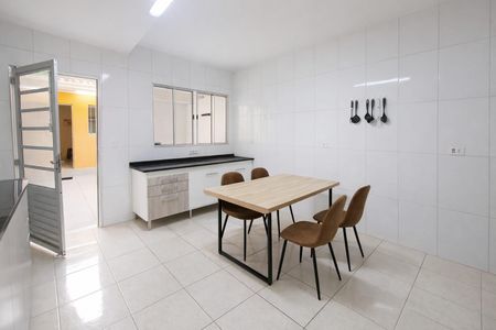 Cozinha de casa à venda com 2 quartos, 85m² em Presidente Altino, Osasco