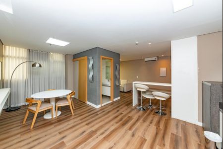 Apartamento à venda com 62m², 1 quarto e 1 vaga Apartamento à venda com 62m², 1 quarto e 1 vagaCozinha