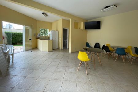 Casa de condomínio para alugar com 133m², 3 quartos e 2 vagas Casa de condomínio para alugar com 133m², 3 quartos e 2 vagasÁrea comum - Salão de festas