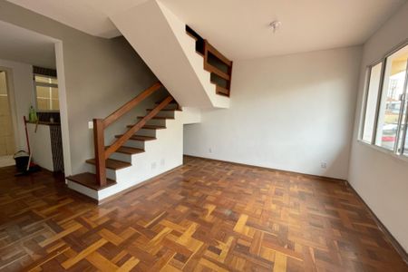 Casa de condomínio para alugar com 133m², 3 quartos e 2 vagas Casa de condomínio para alugar com 133m², 3 quartos e 2 vagasSala