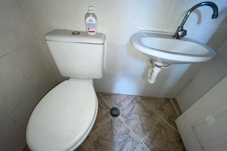 Casa de condomínio para alugar com 133m², 3 quartos e 2 vagas Casa de condomínio para alugar com 133m², 3 quartos e 2 vagasLavabo