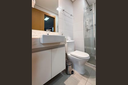 Apartamento à venda com 62m², 1 quarto e 1 vaga Apartamento à venda com 62m², 1 quarto e 1 vagaBanheiro social