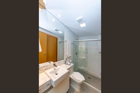 Banheiro Social de apartamento à venda com 1 quarto, 51m² em Coracao de Jesus, Belo Horizonte