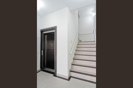 Apartamento à venda com 52m², 2 quartos e sem vaga Apartamento à venda com 52m², 2 quartos e sem vagaÁrea comum