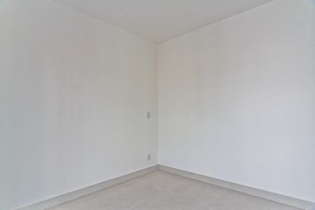 Quarto 1 de apartamento à venda com 2 quartos, 52m² em Vila Mangalot, São Paulo