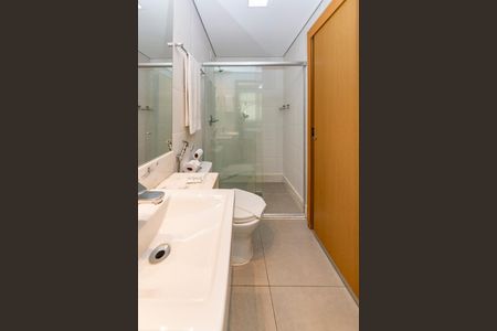 Banheiro Social de apartamento à venda com 1 quarto, 51m² em Coracao de Jesus, Belo Horizonte