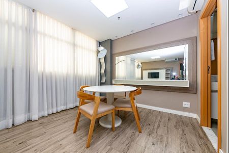 Sala de apartamento à venda com 1 quarto, 51m² em Coracao de Jesus, Belo Horizonte