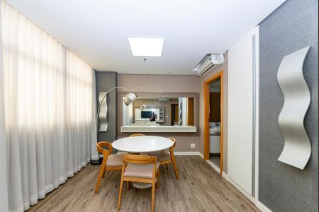 Apartamento à venda com 51m², 1 quarto e 1 vaga Apartamento à venda com 51m², 1 quarto e 1 vagaSala