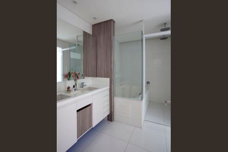 Apartamento à venda com 400m², 4 quartos e 4 vagasBanheiro