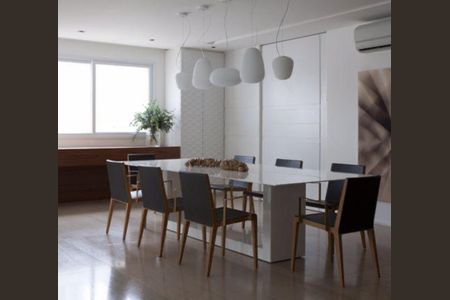 Apartamento à venda com 400m², 4 quartos e 4 vagasSala de jantar