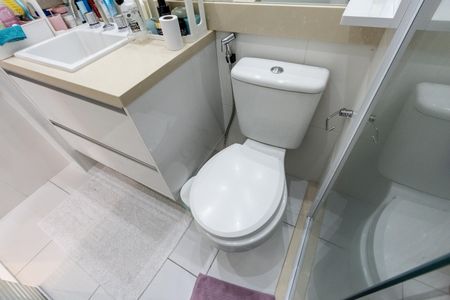 Apartamento à venda com 83m², 2 quartos e 2 vagasQuarto 1 - Banheiro