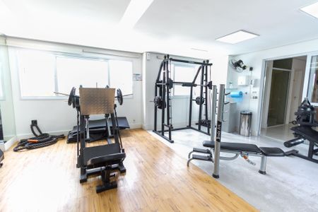 Apartamento à venda com 83m², 2 quartos e 2 vagasAcademia