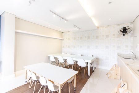 Apartamento à venda com 83m², 2 quartos e 2 vagasAteliê