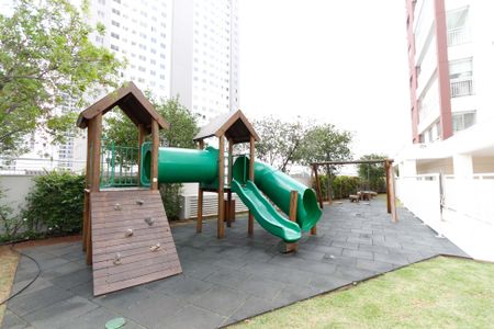 Apartamento à venda com 83m², 2 quartos e 2 vagasPlayground