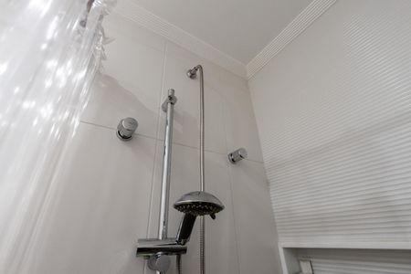 Apartamento à venda com 83m², 2 quartos e 2 vagasBanheiro do Corredor