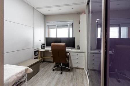 Apartamento à venda com 83m², 2 quartos e 2 vagasQuarto 2