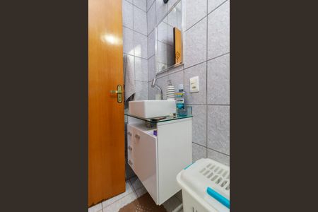 Casa à venda com 150m², 3 quartos e 2 vagasSuíte 2 - Banheiro