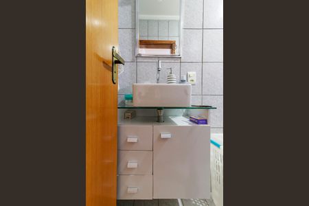 Casa à venda com 150m², 3 quartos e 2 vagasSuíte 2 - Banheiro