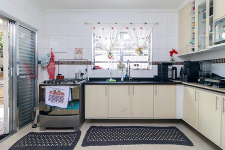 Casa à venda com 150m², 3 quartos e 2 vagasCozinha