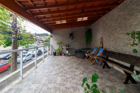 Casa à venda com 150m², 3 quartos e 2 vagasTerraço