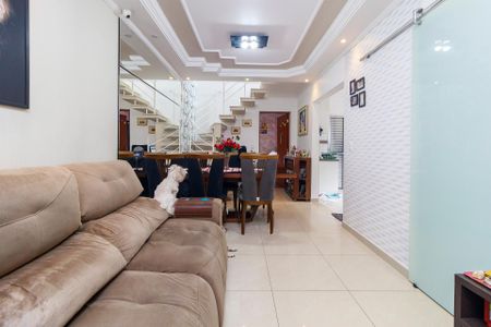 Sala de casa à venda com 3 quartos, 150m² em Vila Ernesto, São Paulo