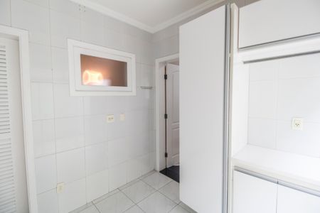 Casa de condomínio à venda com 436m², 4 quartos e 8 vagasÁrea de Serviço