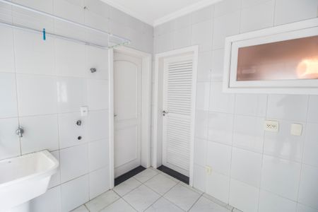 Casa de condomínio à venda com 436m², 4 quartos e 8 vagasÁrea de Serviço