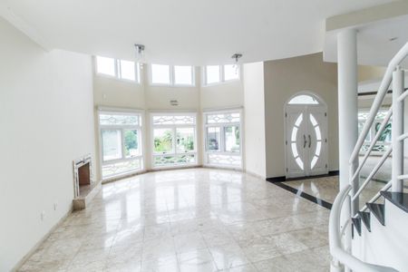 Casa de condomínio à venda com 436m², 4 quartos e 8 vagasSala 