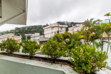 Casa de condomínio à venda com 436m², 4 quartos e 8 vagasVista do Quarto