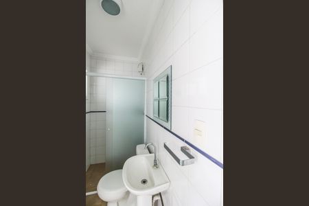 Casa de condomínio à venda com 436m², 4 quartos e 8 vagasBanheiro