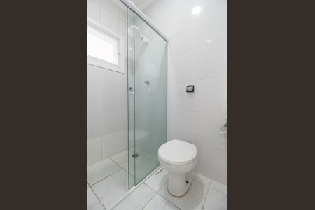 Casa de condomínio à venda com 436m², 4 quartos e 8 vagasBanheiro de serviço