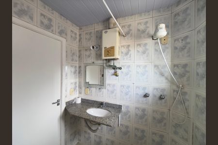 Casa de condomínio à venda com 87m², 2 quartos e 1 vaga Casa de condomínio à venda com 87m², 2 quartos e 1 vagaBanheiro da suíte