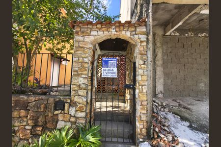 Casa de condomínio à venda com 87m², 2 quartos e 1 vaga Casa de condomínio à venda com 87m², 2 quartos e 1 vagaPlaca