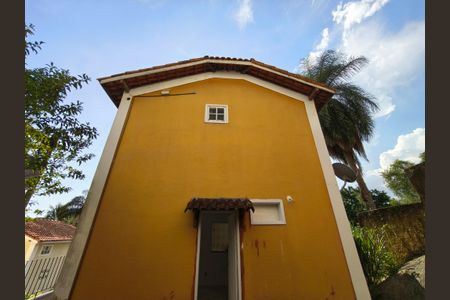 Casa de condomínio à venda com 87m², 2 quartos e 1 vaga Casa de condomínio à venda com 87m², 2 quartos e 1 vagaFundos da casa