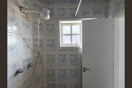 Casa de condomínio à venda com 87m², 2 quartos e 1 vaga Casa de condomínio à venda com 87m², 2 quartos e 1 vagaBanheiro da suíte