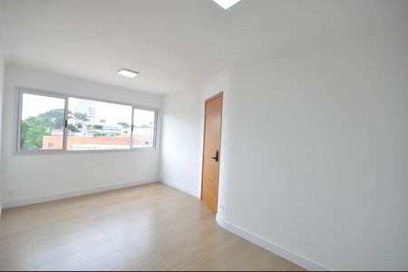 Sala de apartamento para alugar com 2 quartos, 74m² em Vila Bancaria Munhoz, São Paulo