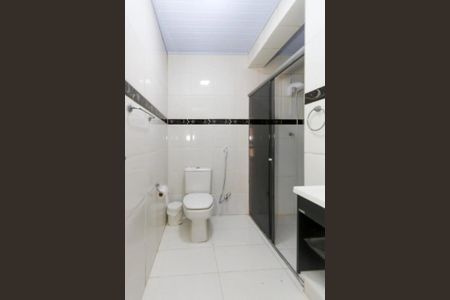 Casa para alugar com 180m², 4 quartos e 4 vagas Casa para alugar com 180m², 4 quartos e 4 vagasBanheiro