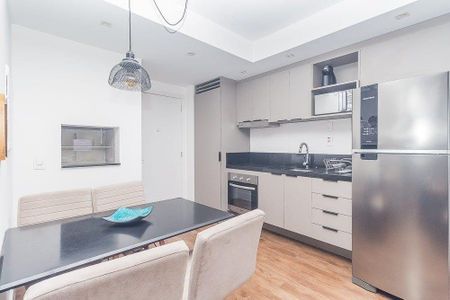 Cozinha  de apartamento para alugar com 1 quarto, 38m² em Bela Vista, Porto Alegre