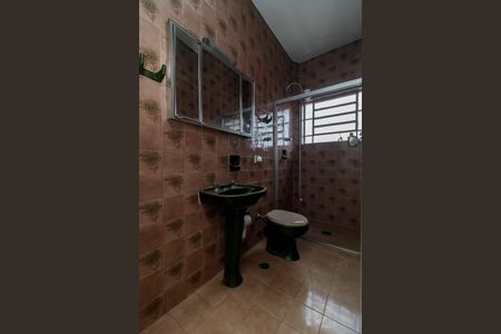 Casa para alugar com 150m², 2 quartos e 2 vagas Casa para alugar com 150m², 2 quartos e 2 vagasBanheiro 1